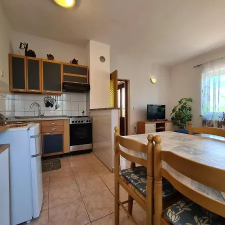 House 333 Pavicini