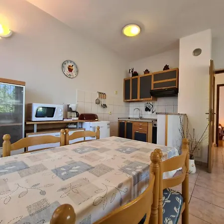 Apartment House 333