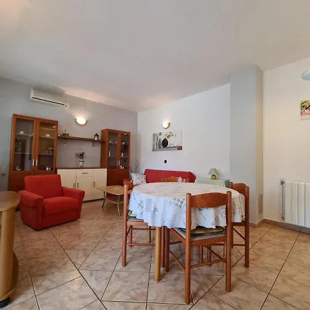 House 333 Pavicini