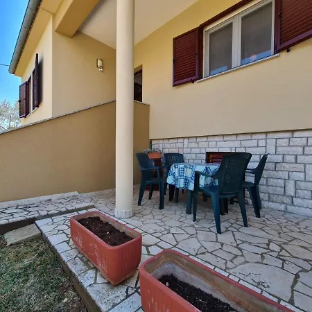 House 333 Apartment *