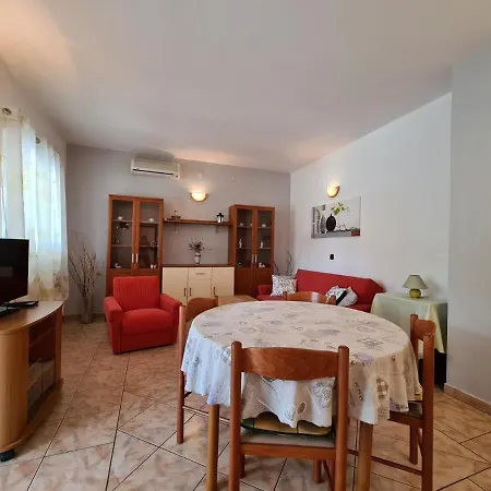 House 333 Pavicini