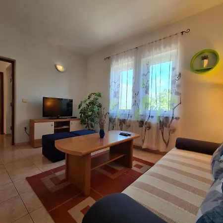 Apartment House 333