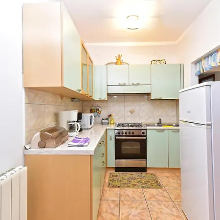 Apartment House 333