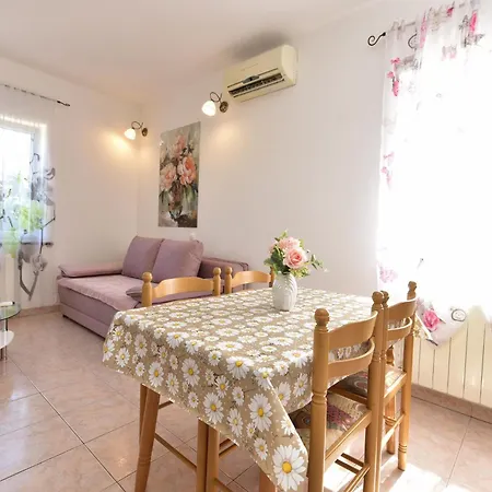 House 333 * Pavicini