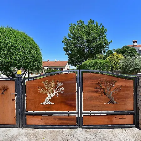 House 333 Appartement Pavicini