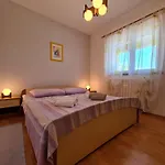 아파트 House 333