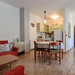 아파트 House 333 Pavicini