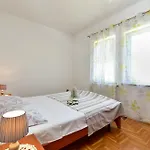 Διαμέρισμα House 333